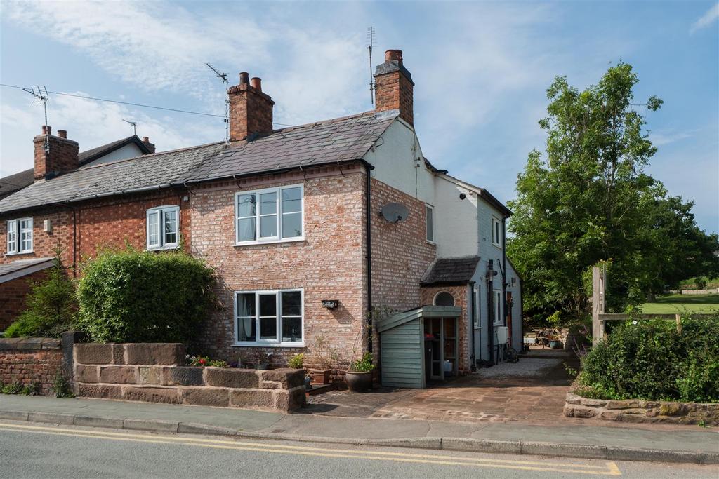 Eaton Road, Tarporley 2 bed semi-detached house for sale - £315,000