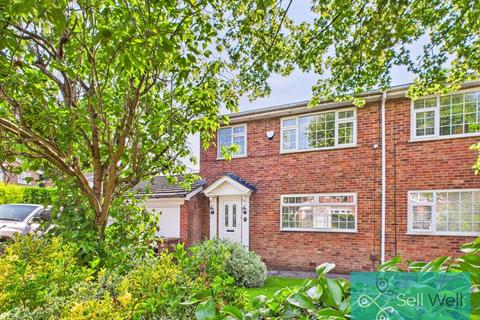 3 bedroom semi-detached house for sale, Hilton Grove, Manchester M28