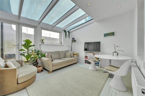 undefined, Kiels Cottages, London NW3