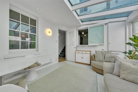 undefined, Kiels Cottages, London NW3