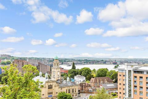 1 bedroom flat for sale, Garrison Point, Chatham ME4