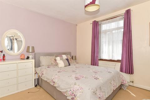 3 bedroom terraced house for sale, Wingfield Road, Gravesend, Kent