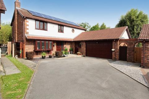 4 bedroom detached house for sale, Sandy Way, Connah's Quay, CH5