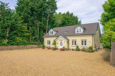 Gull Road, Guyhirn, Wisbech, Cambridgeshire, PE13 4EP
