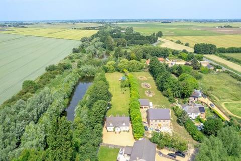 4 bedroom detached house for sale, Gull Road, Guyhirn, Wisbech, Cambridgeshire, PE13 4EP