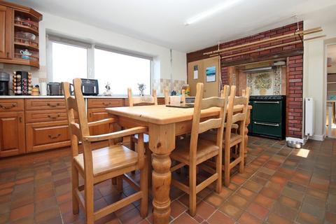 4 bedroom detached house for sale, Tyn Lon, Holyhead, Isle of Anglesey, LL65