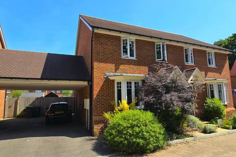 3 bedroom semi-detached house for sale, Pelton Close, Bexhill-on-Sea, TN39
