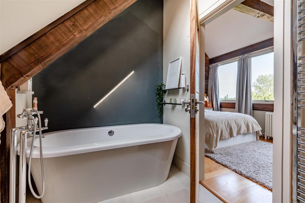 8652520-interior05.jpg
