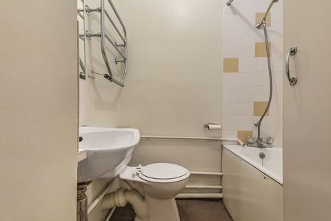 Studio for sale, Woburn Place, London, WC1H
