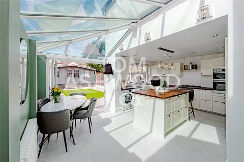 3 bedroom semi-detached house for sale, Brooklands Road, Romford, RM7