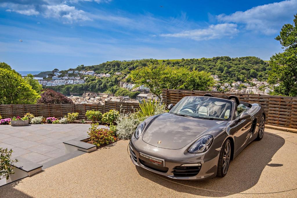 Driveway &amp; Turntable
