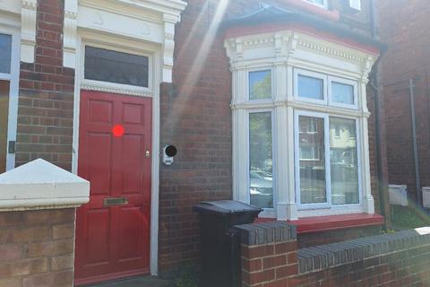 1 bedroom flat to rent - West Bromwich B71