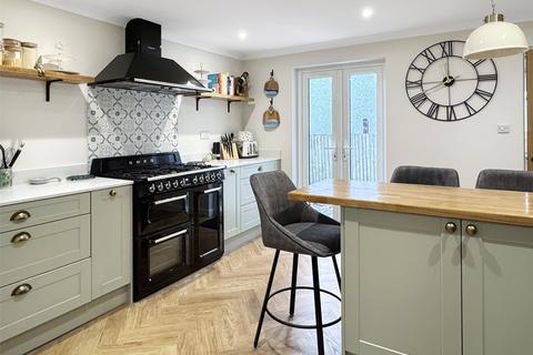 4 bedroom detached house for sale, Halgavor Park, Bodmin, PL31