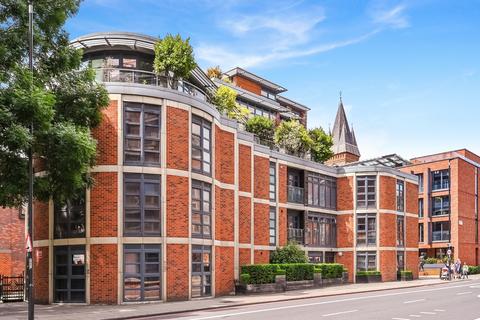 3 bedroom flat for sale, Westrovia Court, 5 Moreton Street, London, SW1V