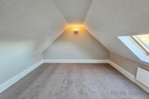 4 bedroom end of terrace house for sale, Manor Road, Durham DH8