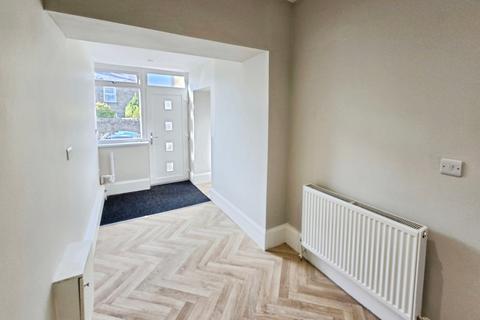 4 bedroom end of terrace house for sale, Manor Road, Durham DH8