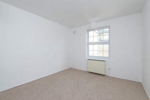 2 bedroom apartment for sale, West Barnes Lane, New Malden KT3