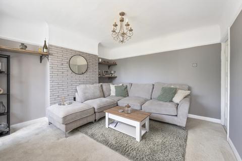 52a Aboyne Drive, London, SW20 0AL