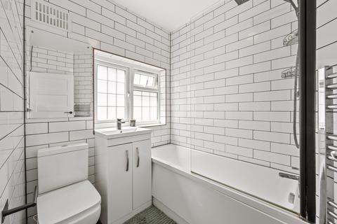 52a Aboyne Drive, London, SW20 0AL