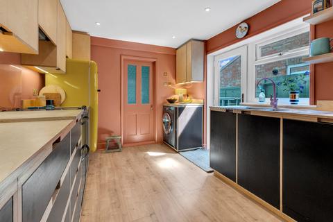 11 Russell Road, Folkestone, CT19 5RJ
