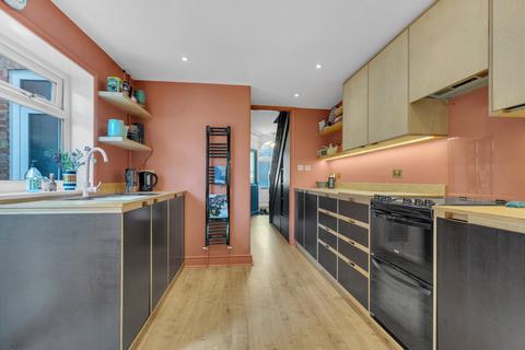 11 Russell Road, Folkestone, CT19 5RJ