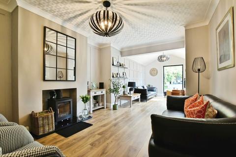 3 bedroom semi-detached house for sale, Macclesfield Road, Stockport SK7