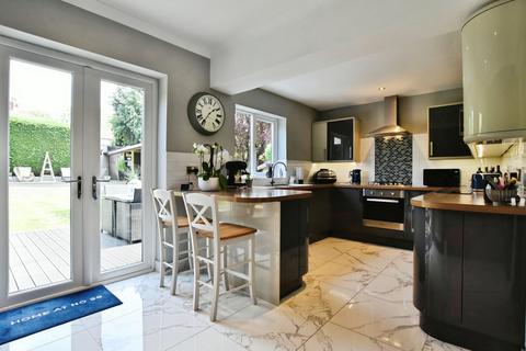 3 bedroom semi-detached house for sale, Macclesfield Road, Stockport SK7