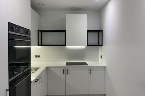 1 bedroom flat to rent, Woodberry Down12
