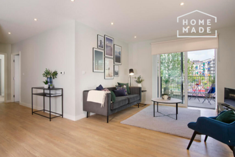 3 bedroom flat to rent, Windlass Apartments, Tottenham Hale, N17