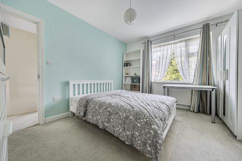 70 Walden Avenue, Chislehurst, BR7 6EW