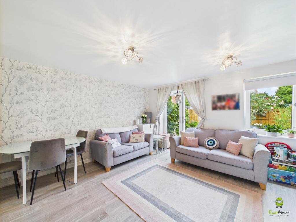 Living Room James Hillier Ewemove Bexley and Dartf