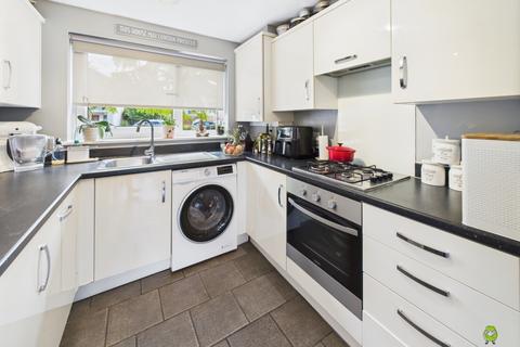 32 Stones Avenue, Dartford, DA1 5GS