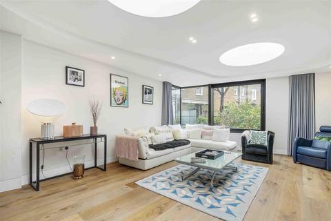 undefined, Rostrevor Mews, London