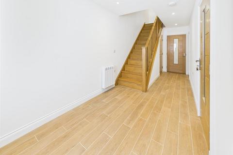 3 bedroom mews for sale, New development of 12 town houses with multiple balconies and roof terrace