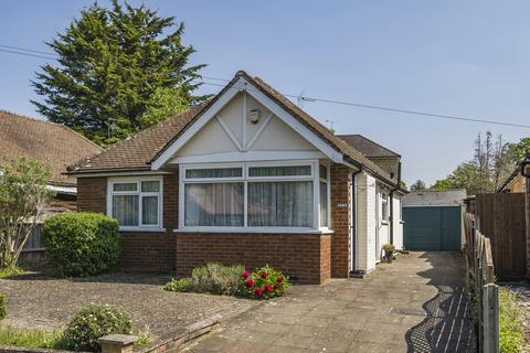 2 bedroom bungalow for sale, Hoylake Crescent, Ickenham, Uxbridge