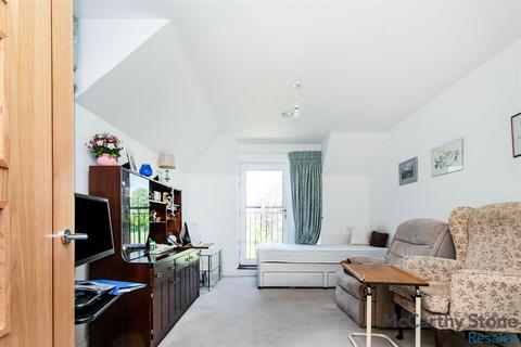 1 bedroom apartment for sale, Elizabeth House, St. Giles Mews, Stony Stratford, Milton Keynes, MK11 1HT
