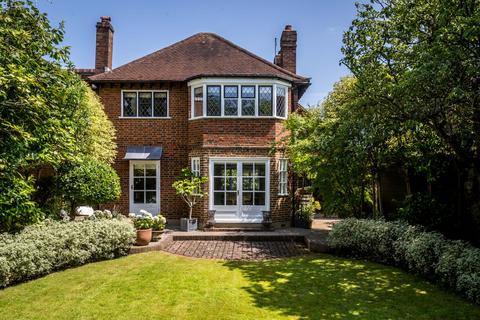 3 bedroom detached house for sale, Woodlands Avenue, New Malden, Surrey, KT3