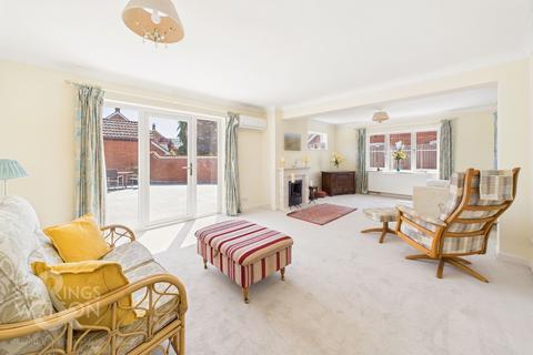 3 bedroom detached bungalow for sale, Denmark Street, Diss