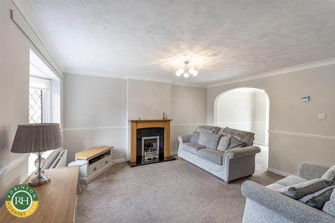 undefined, Gleneagles Drive, Doncaster