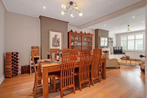 72 Hillview Road, Pinner, HA5 4PE