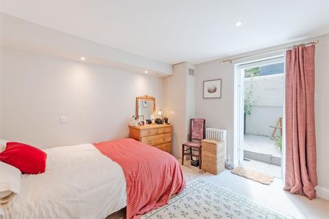 1 bedroom flat to rent, Lonsdale Road, Notting Hill, London, W11