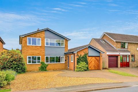 4 bedroom detached house for sale, Bugbrooke Road, Nether Heyford, NN7 3LT