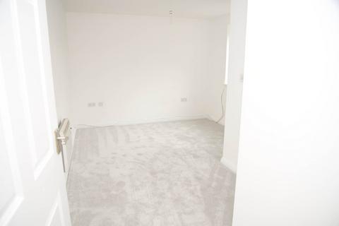 102 Hill View Drive, London, SE28 0LL