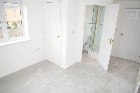 102 Hill View Drive, London, SE28 0LL