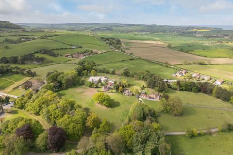 4 bedroom detached house for sale, Wrea Head, Scalby YO13