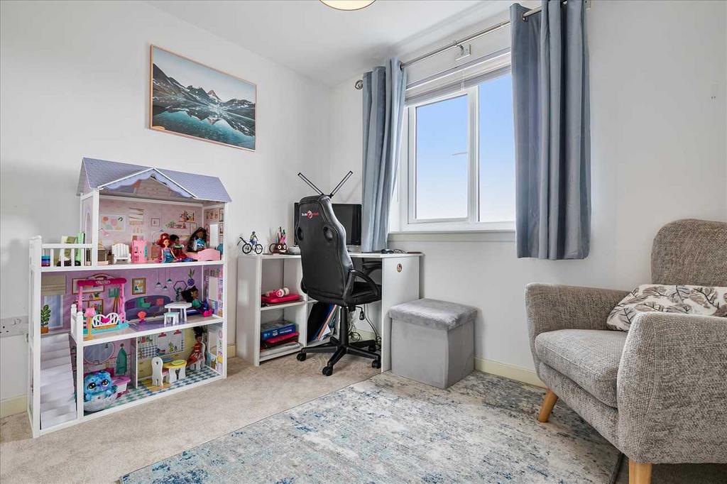Bedroom Three (1)