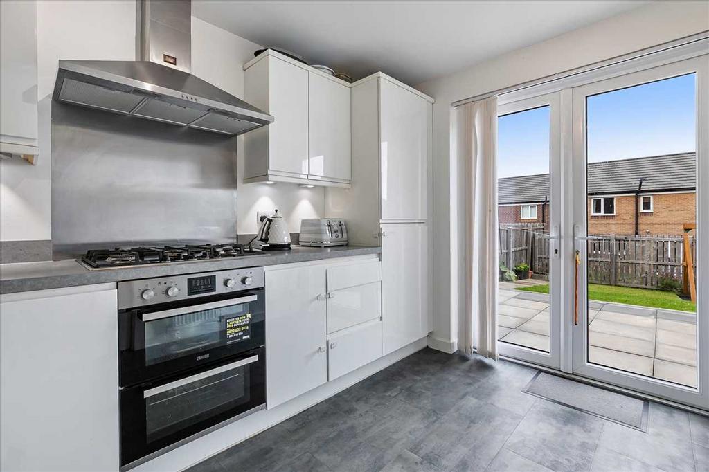 Kitchen (2)