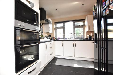 26 Highfield, Tingley, Wakefield, WF3 1LA