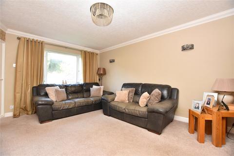 26 Highfield, Tingley, Wakefield, WF3 1LA