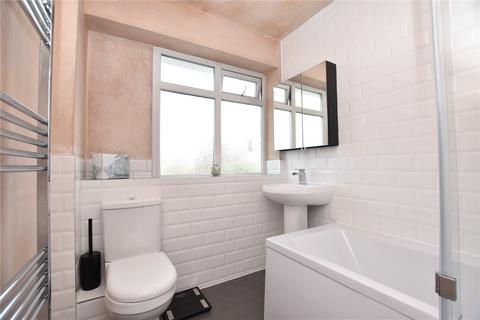 26 Highfield, Tingley, Wakefield, WF3 1LA